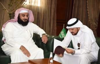 Rector Receives the Annual Report of Deanship of Faculty Members and Staff Affairs