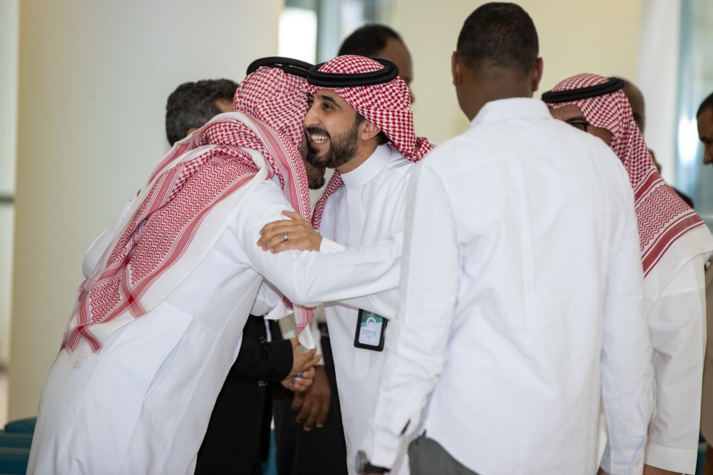 33ث