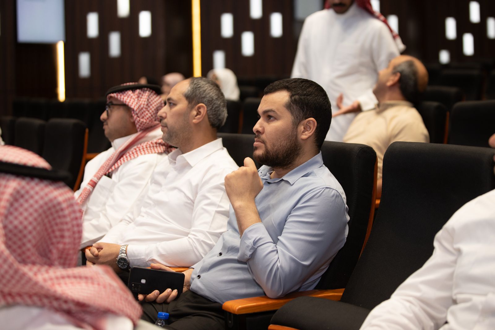 اليوم العلمي لعرض أبحاث أعضاء هيئة التدريس