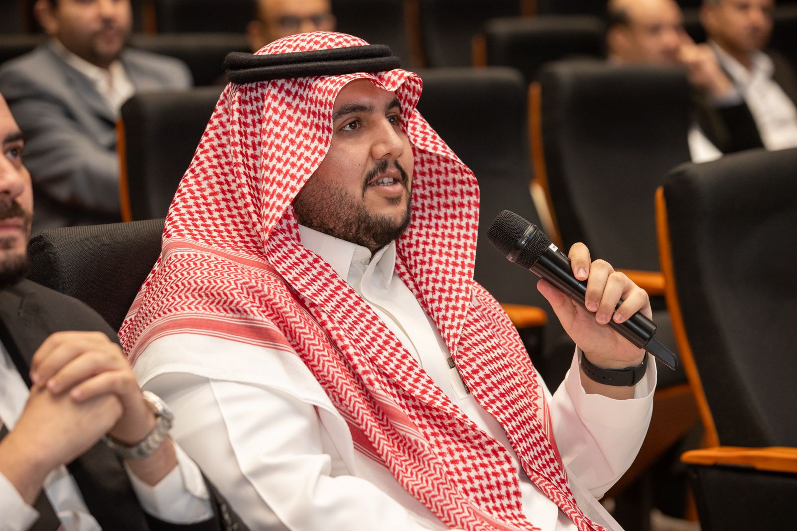 اليوم العلمي لعرض أبحاث أعضاء هيئة التدريس