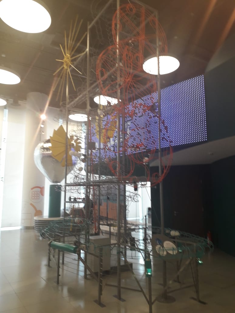 1229924993-33779.jpg