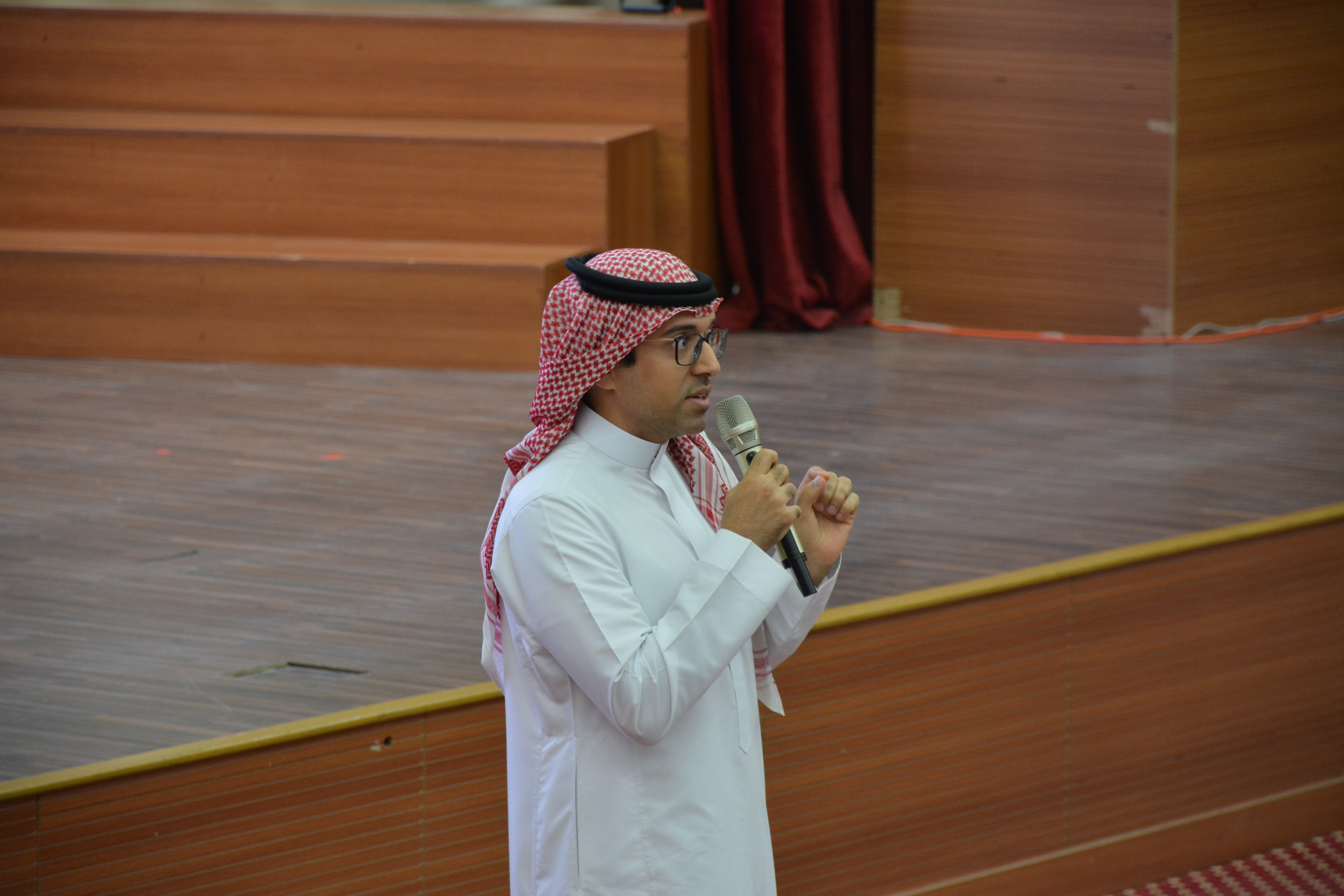 برنامج "تحقيق الحلم " بمدارس الجامعة