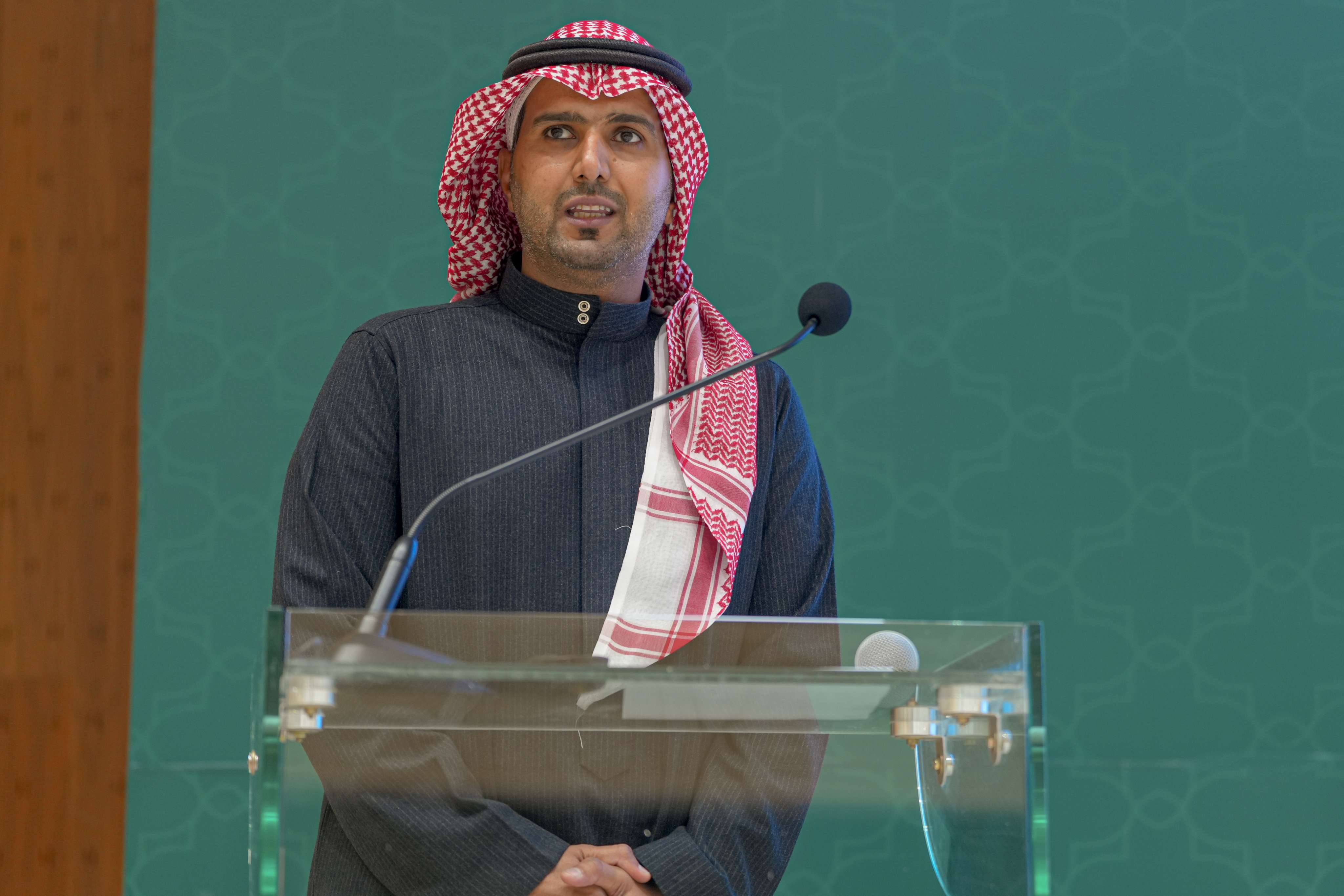 عقد اللقاء التعريفي لطلبة الدراسات العليا المستجدين 1446ه