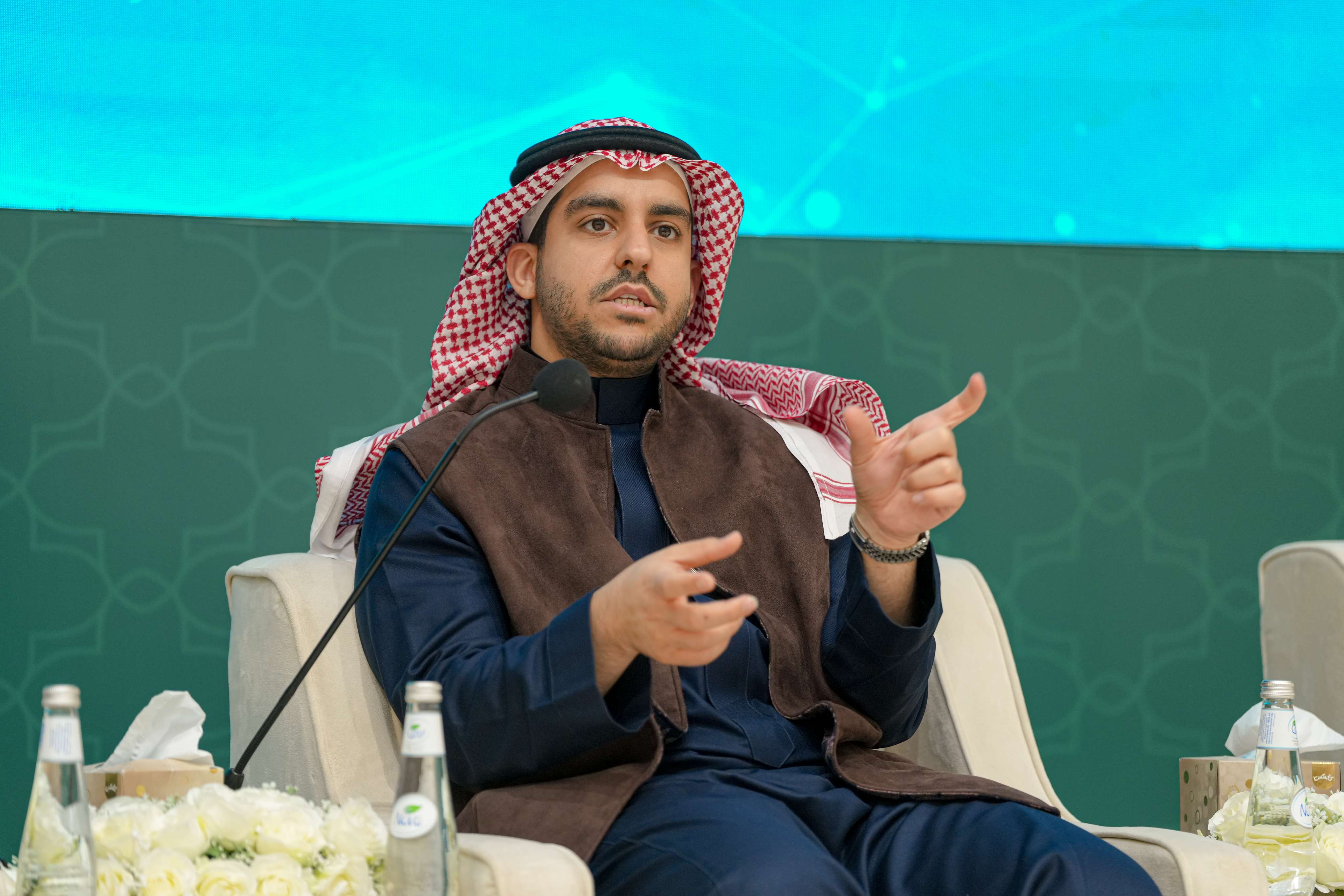 عقد اللقاء التعريفي لطلبة الدراسات العليا المستجدين 1446ه