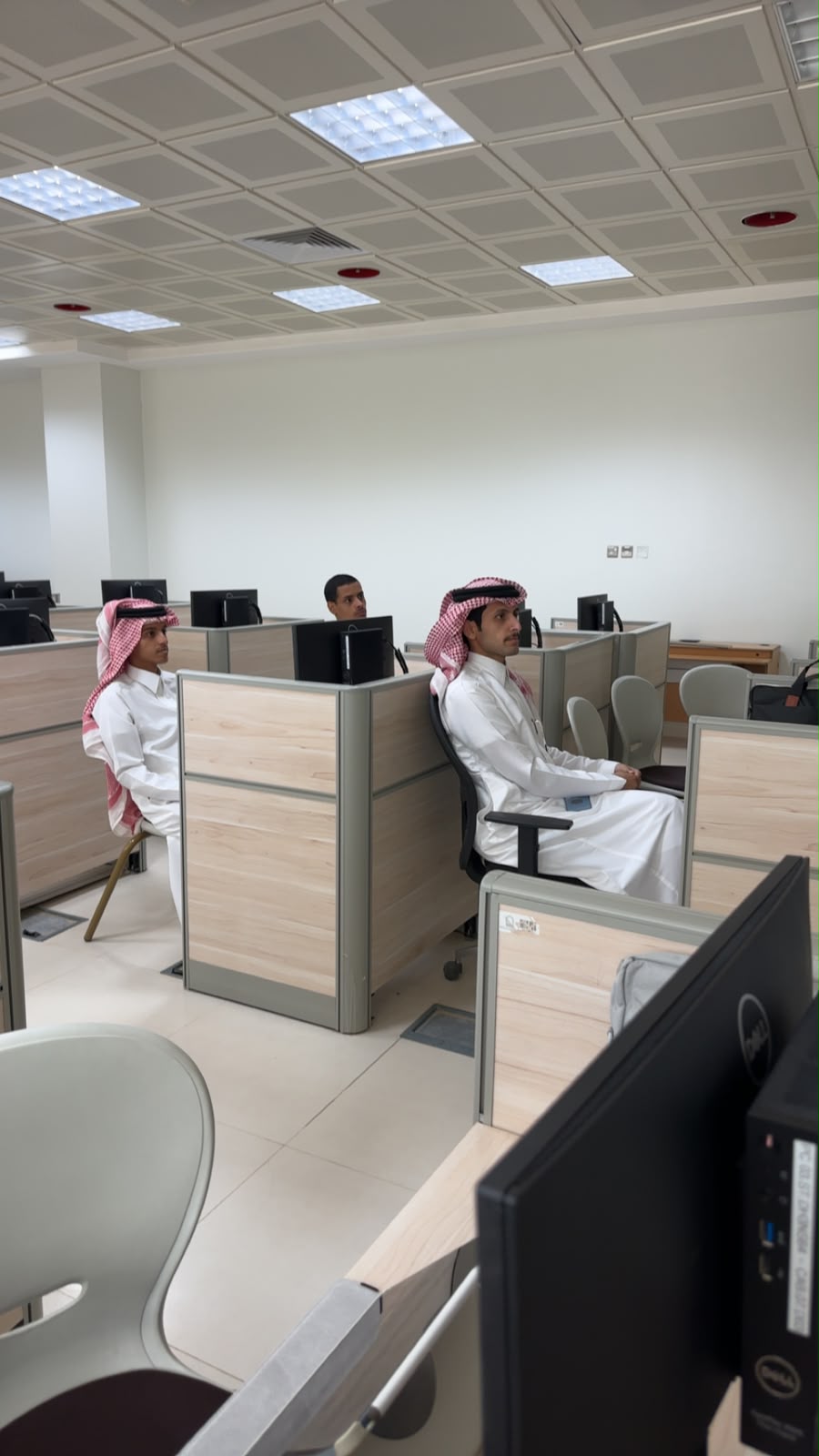 كلية الهندسة بوادي الدواسر تنظم دورات تدريبية تخصصية لتنمية مهارات الطلاب والخريجين