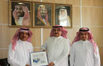Vice-Rector for Development and Quality Receives the Annual Report of Medicine College