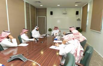 Vice-Rector for Branches Meets with Officials of Vice-Rectorate in Wadi Al-Dawasir