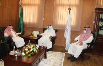 Vice-Rector for Educational and Academic Affairs Receives Head of Human Resources in Riyadh
