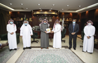 Rector Receives the Annual Report of Al-Aflaj Colleges