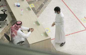 معالي رئيس الجامعة يتفقد سير الاختبارات النهائية الحضورية لكلية الهندسة بالخرج