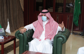 رئيس الجامعة يستقبل عميد كلية طب الأسنان الملكف ووكلاء الكلية