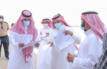 رئيس الجامعة في زيارة تفقدية لكليات الأفلاج