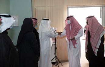 Rector Visits the Central Library in Al-Kharj