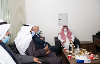 Rector Visits the Central Library in Al-Kharj