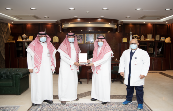The President of PSAU Receives the Annual Report of the College of Dentistry