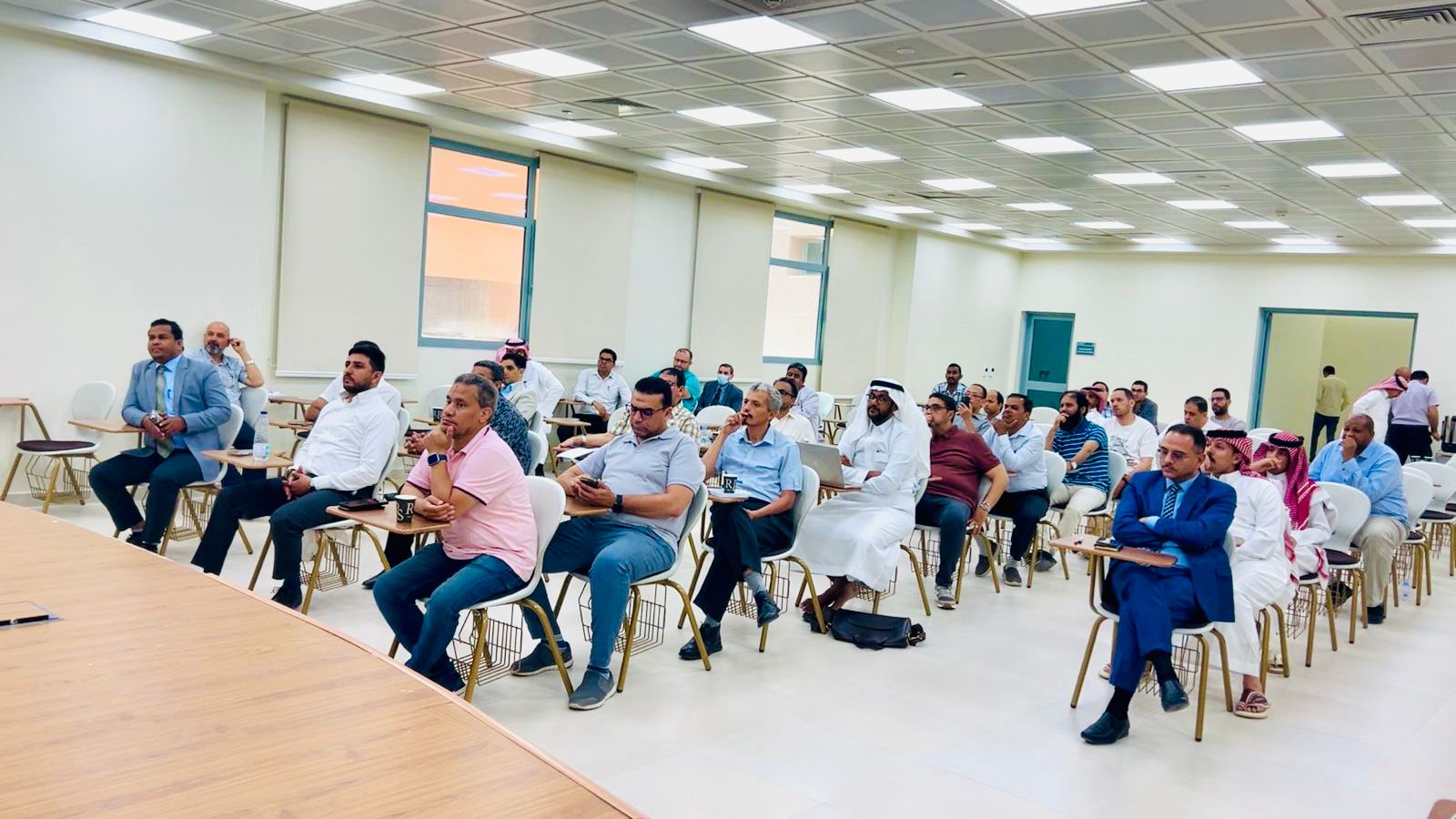 ورشة عمل الشاشات التفاعلي
