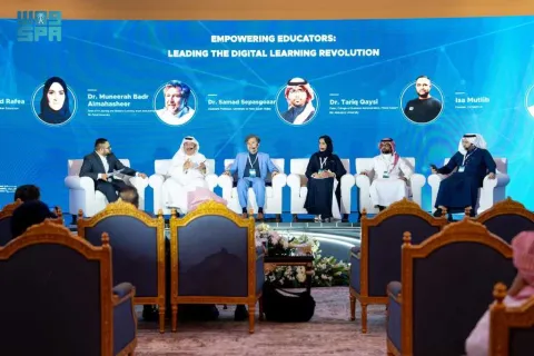 علوم وتقنيات / جامعة الأمير سطام تستعرض مبادراتها وجهودها في مجالات البحث العلمي خلال المعرض الدولي للتعليم