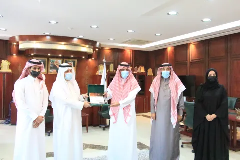 1_275.jpg