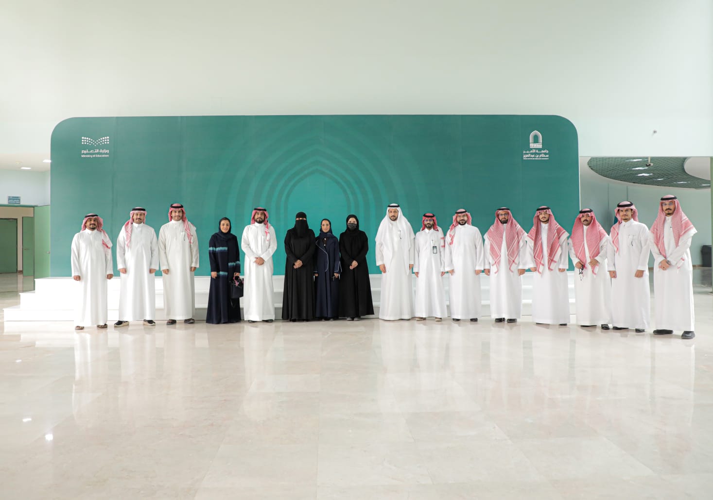 كلية الصيدلة بجامعة الأمير سطام تبحث سبل التعاون والشراكة مع شركة أم إس فارما