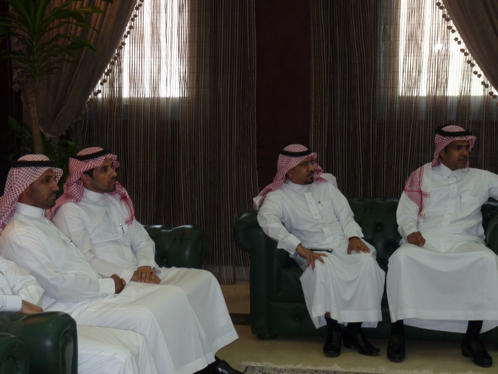 1957279837-18819.JPG